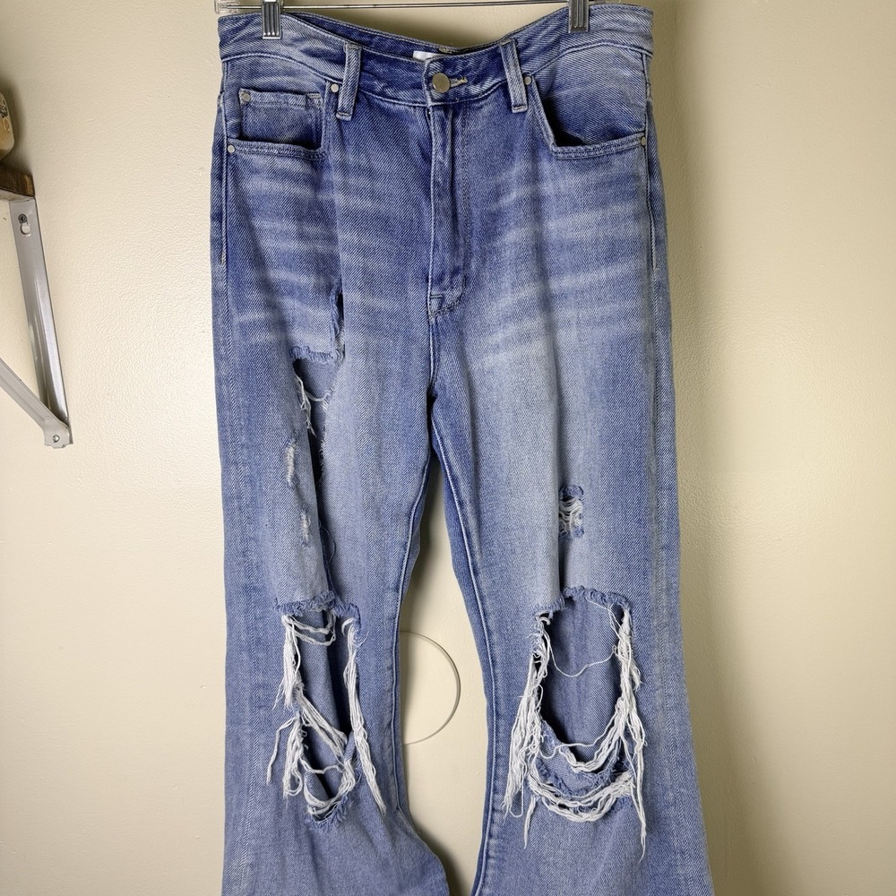 Petra 153 Womans High Rise Cropped Flare Jeans Size 11/29 Distressed Ripped EUC